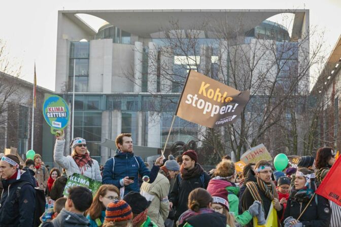 Demonstration für Klimaschutz und Kohleausstieg: 36.000 Menschen forderten im Dezember 2018 in Berlin und Köln mehr Einsatz von der Politik.
